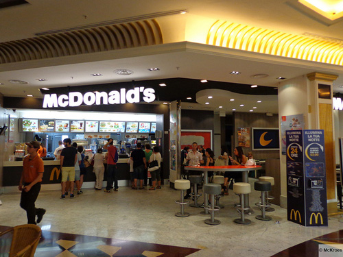 Quảng cáo McDonald's “khuấy động” Italy 